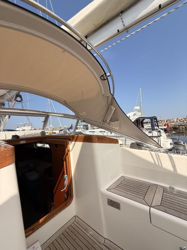 Hallberg-Rassy 372