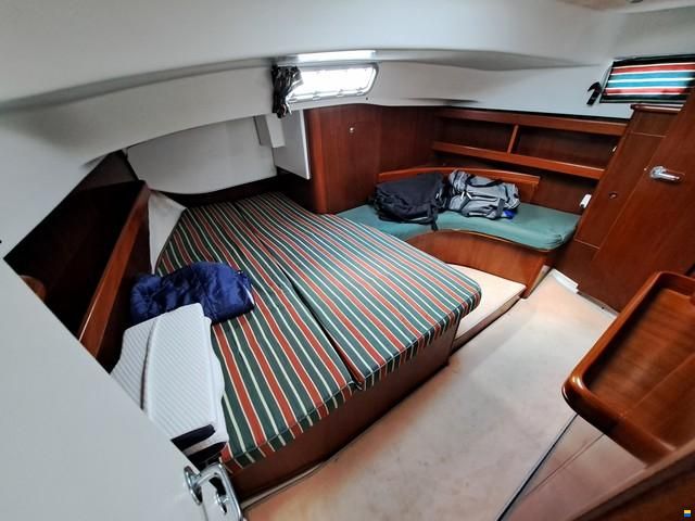 Beneteau Oceanis 36CC