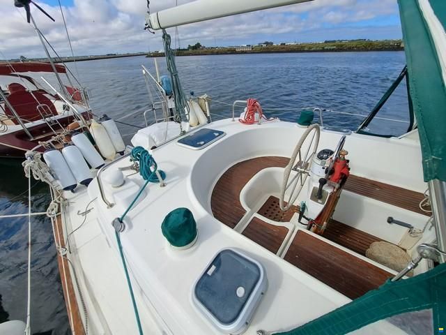 Beneteau Oceanis 36CC
