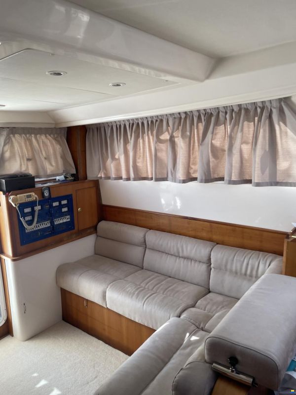 Cayman 30 Sport Fly