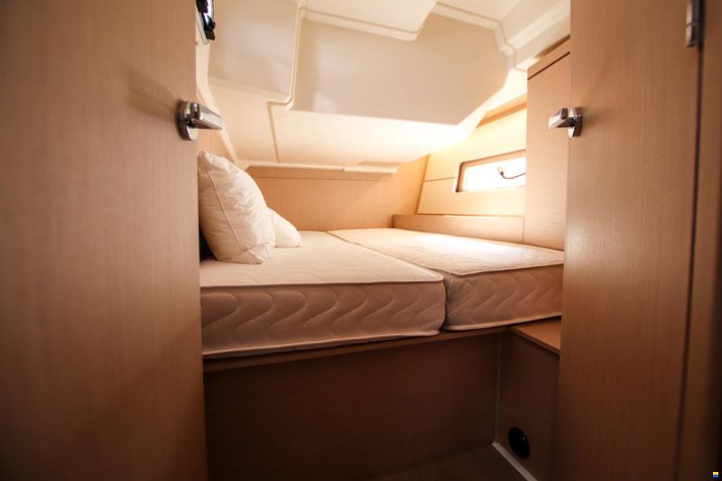 Beneteau Oceanis 46.1 First Line