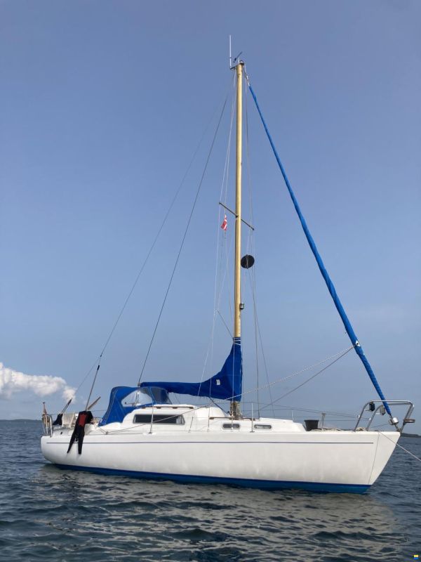 Albin Vega 27
