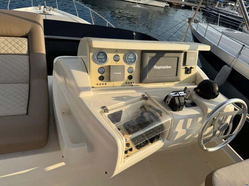 Ferretti 620