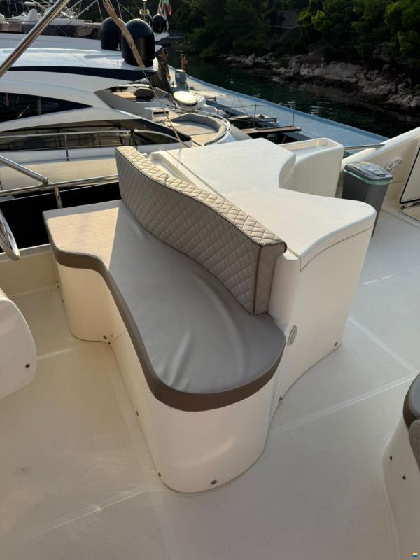 Ferretti 620