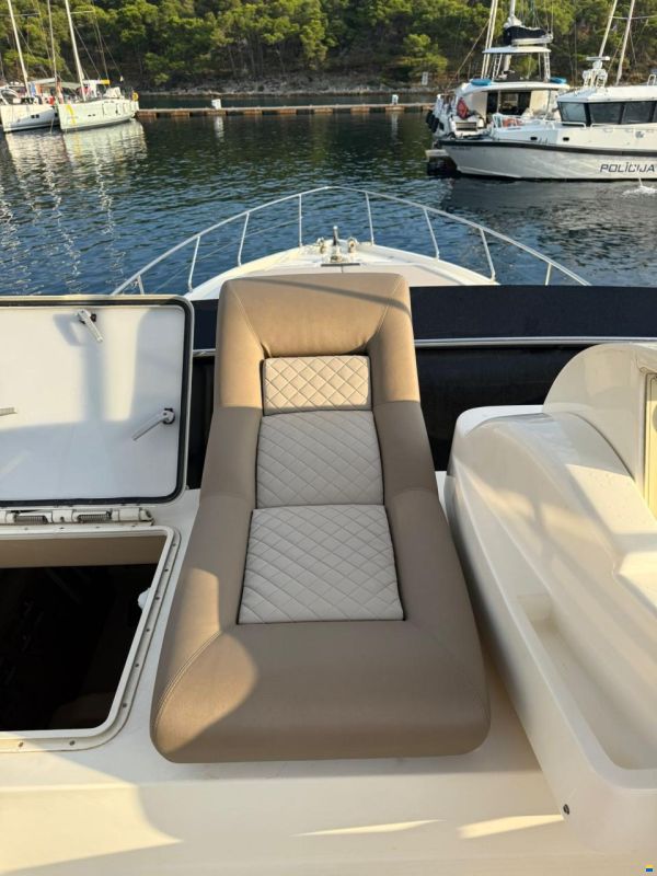 Ferretti 620