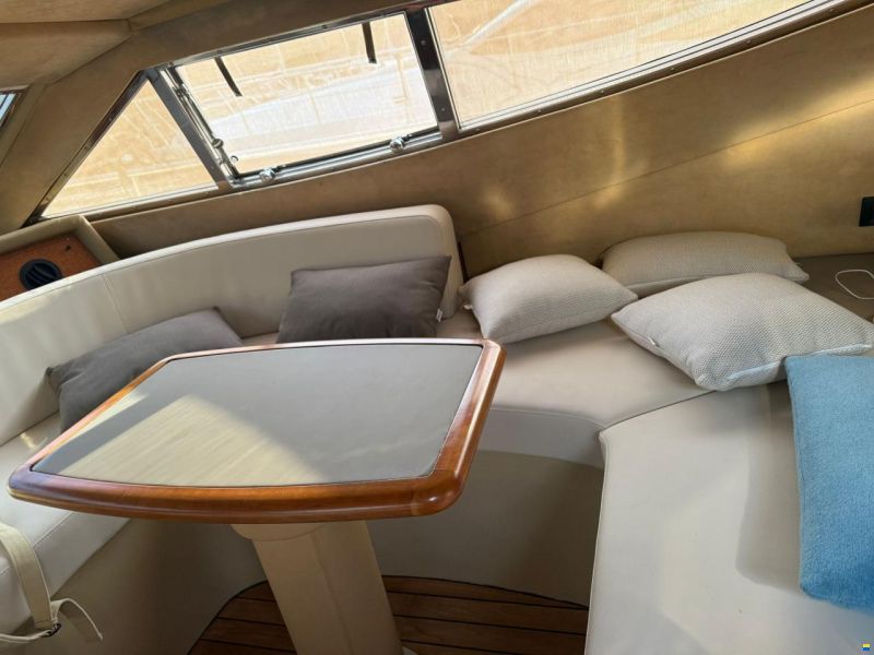 Ferretti 620