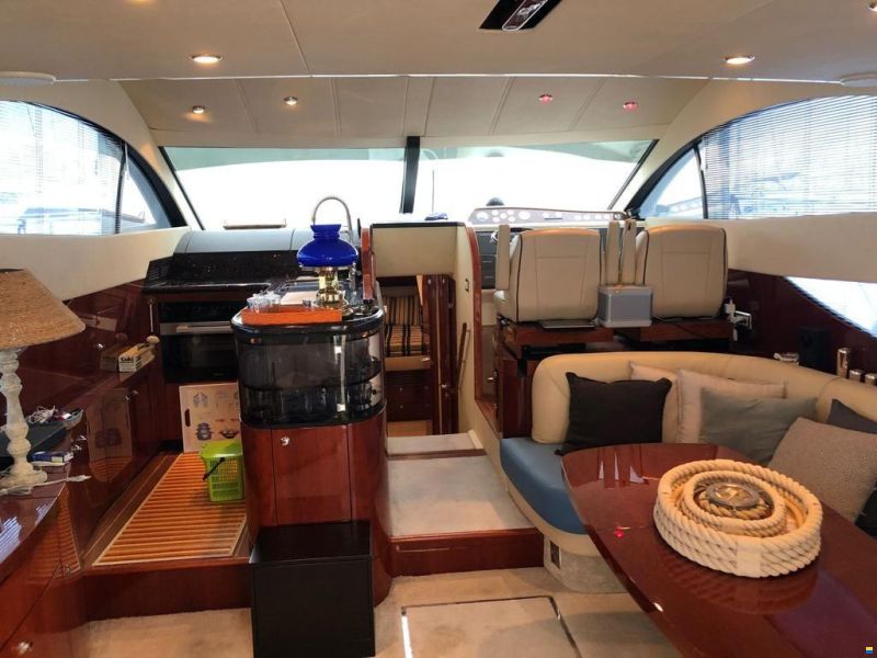 Fairline Phantom 50