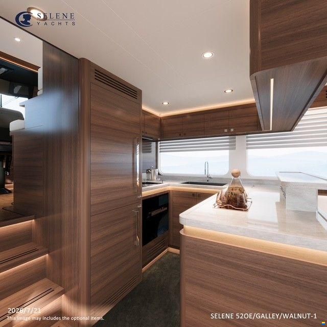 Selene 52' Explorer