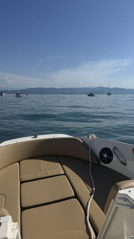 Sea Ray 210 SPXE