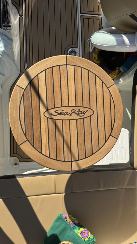 Sea Ray 210 SPXE