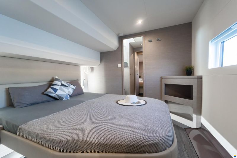 Fountaine Pajot MY 6