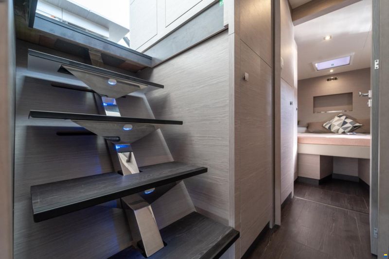 Fountaine Pajot MY 6