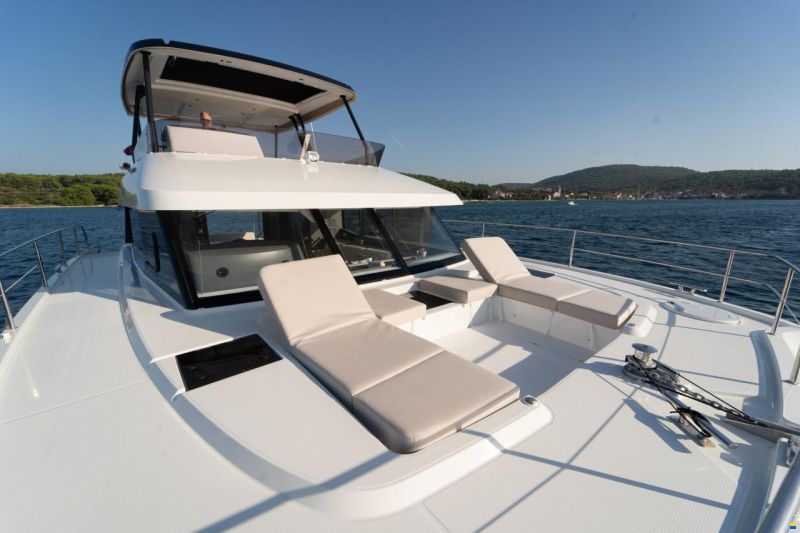 Fountaine Pajot MY 6