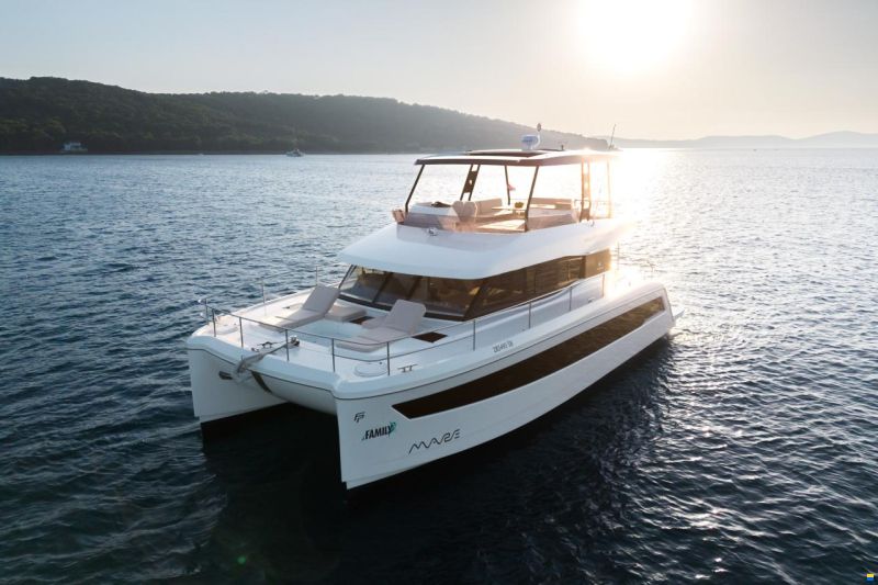 Fountaine Pajot MY 6