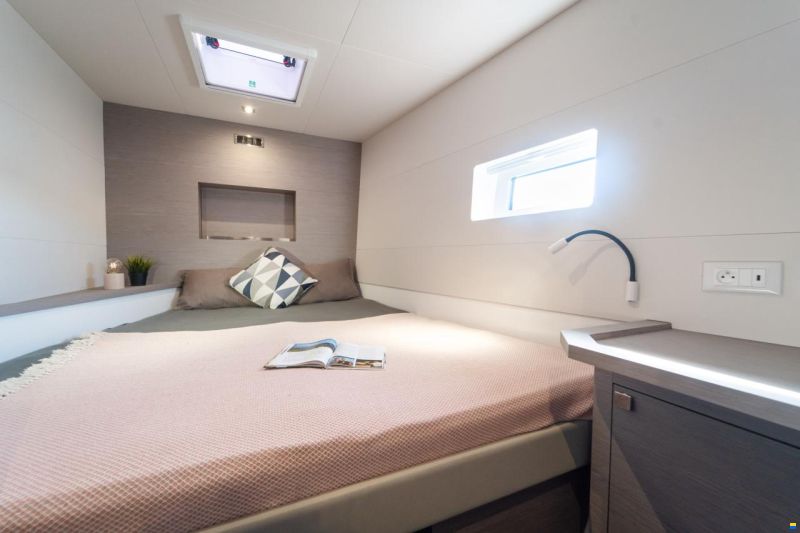 Fountaine Pajot MY 6