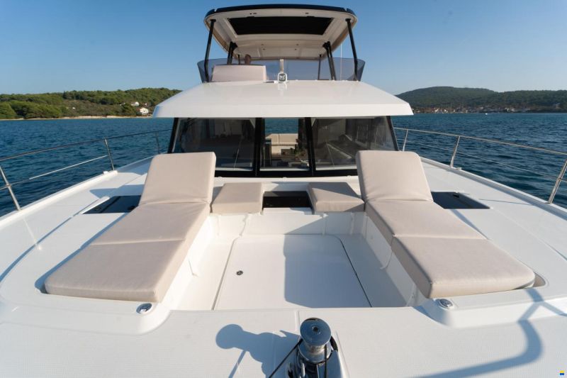 Fountaine Pajot MY 6