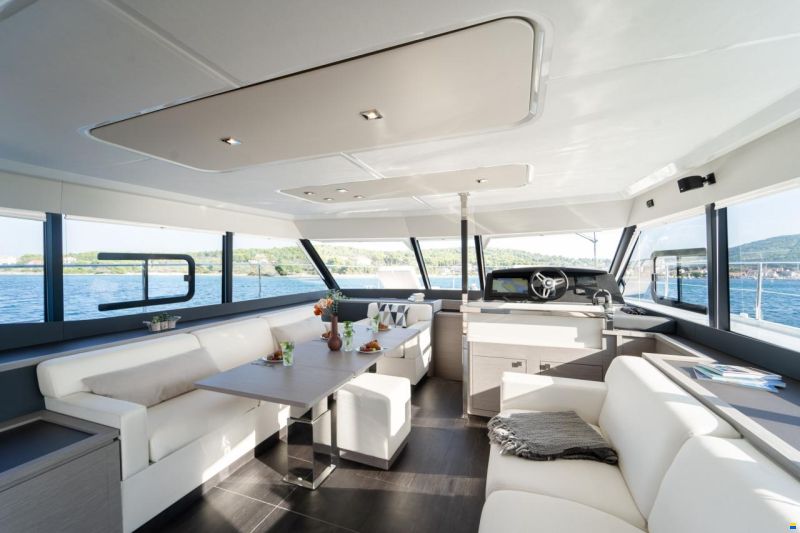 Fountaine Pajot MY 6