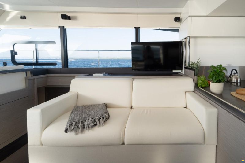 Fountaine Pajot MY 6
