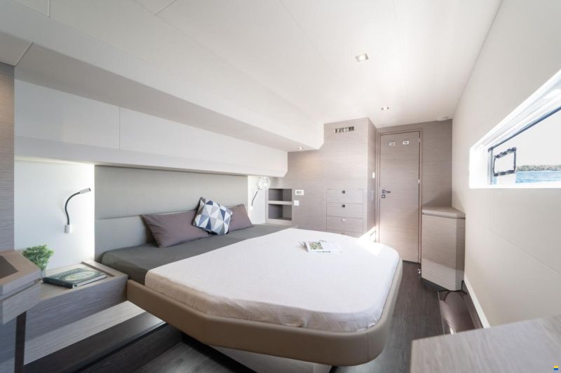 Fountaine Pajot MY 6