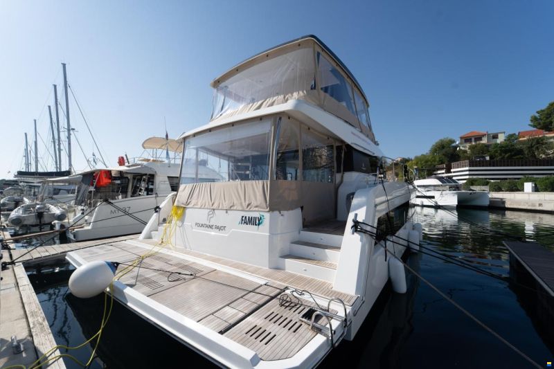 Fountaine Pajot MY 6