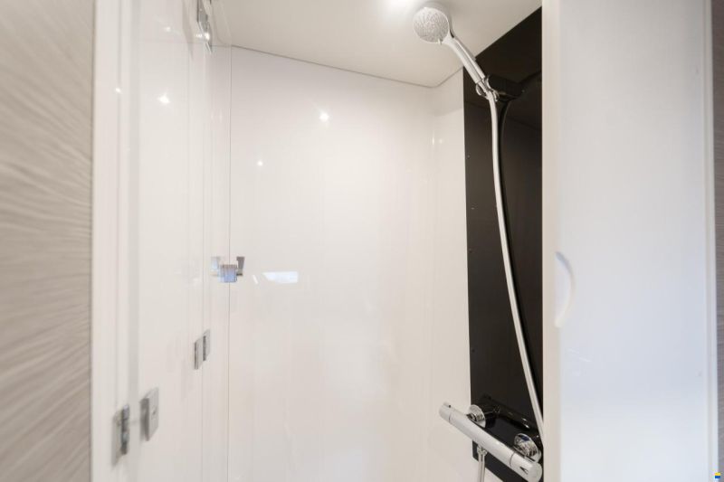 Fountaine Pajot MY 6