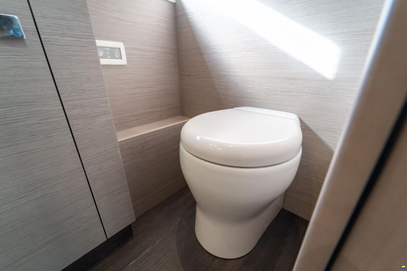 Fountaine Pajot MY 6