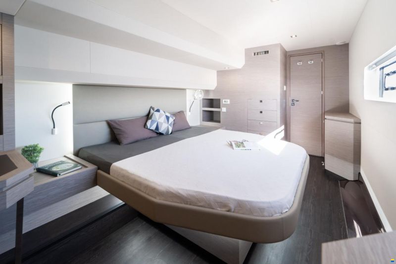 Fountaine Pajot MY 6