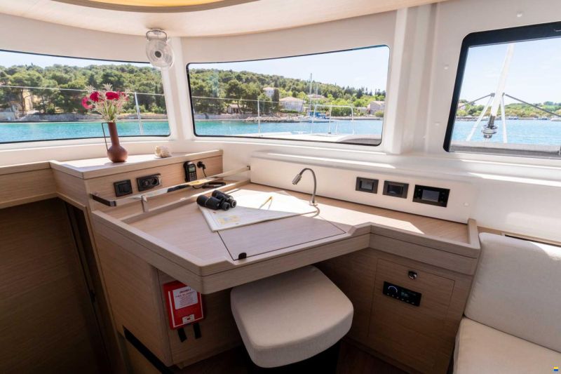 Lagoon 46