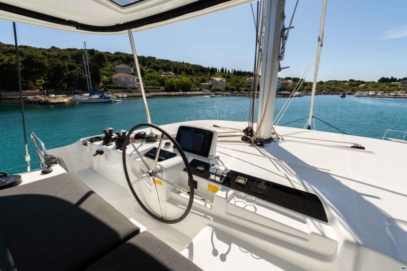 Lagoon 46