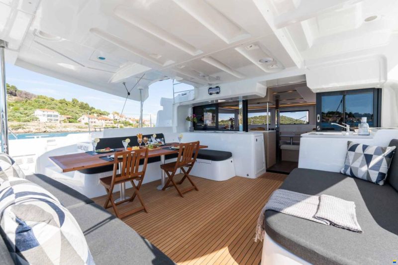 Lagoon 46