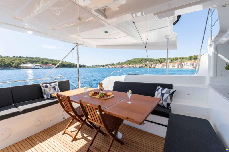 Lagoon 46