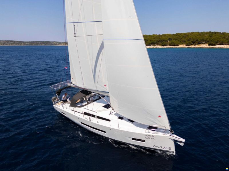 Hanse 410