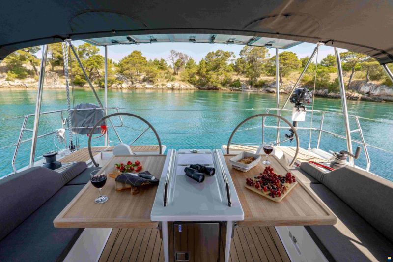 Hanse 410