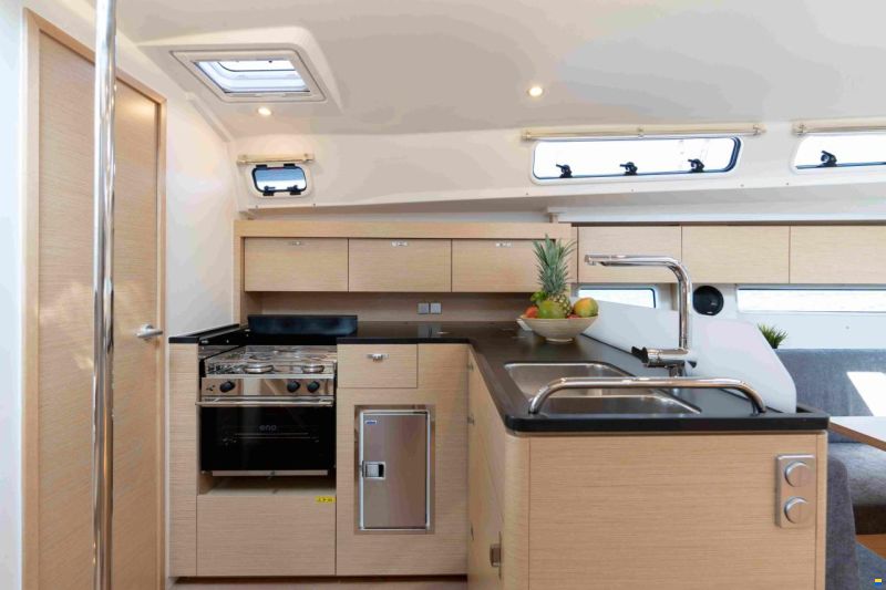 Hanse 410