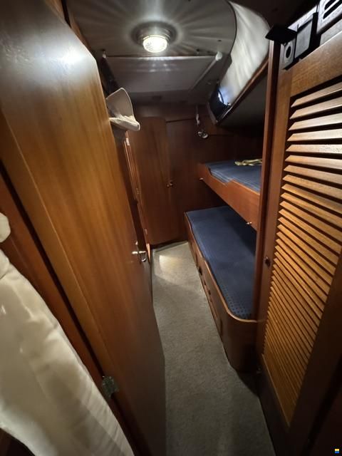 Hallberg-Rassy 45