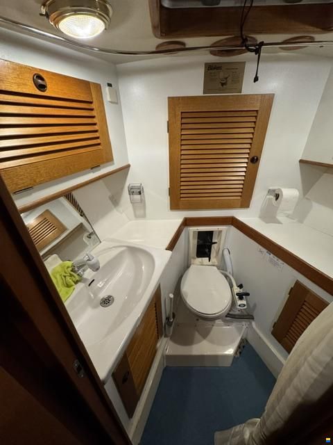 Hallberg-Rassy 45