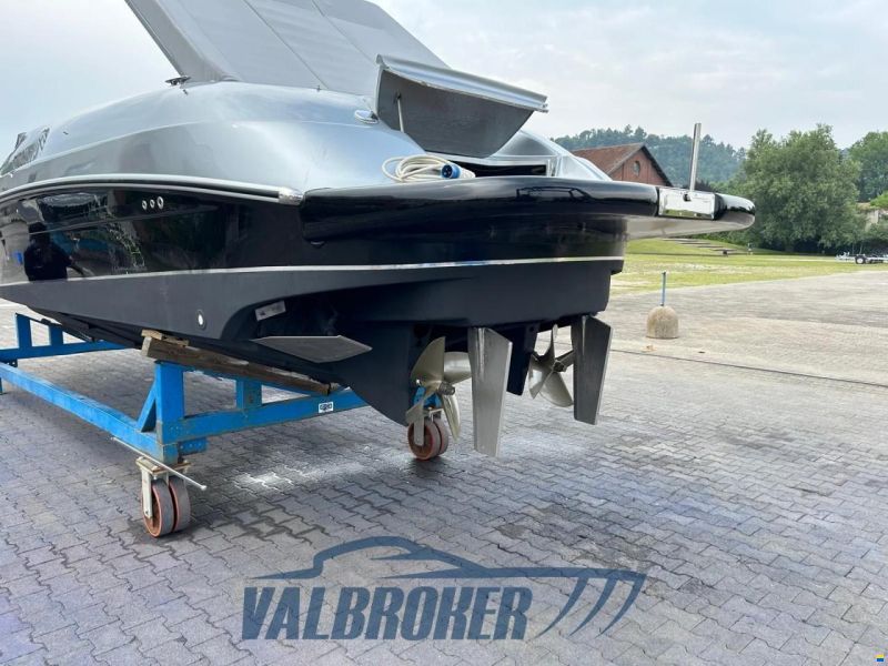 Tullio Abbate Superiority 32