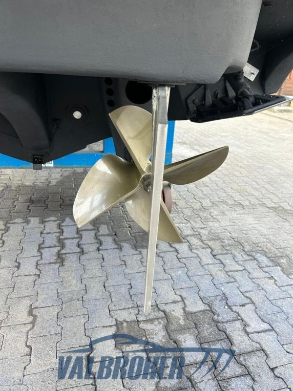 Tullio Abbate Superiority 32