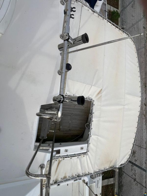 Hatteras 43