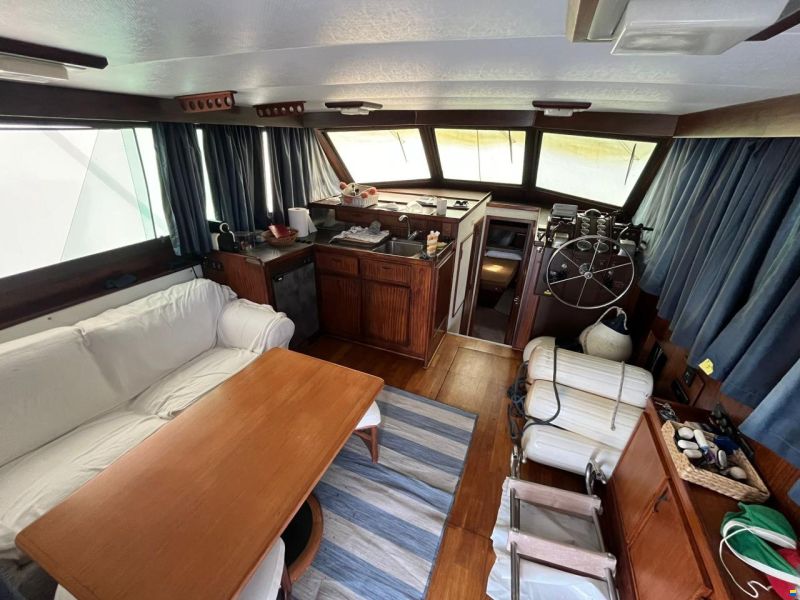 Hatteras 43