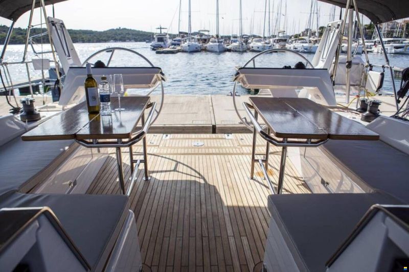 Hanse 460