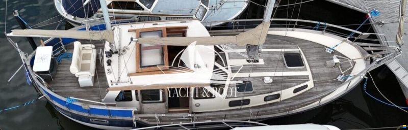 Nauticat 33