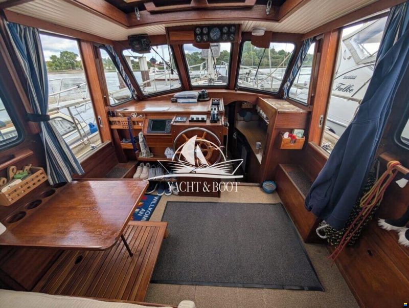 Nauticat 33