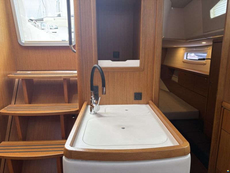 Bavaria 42 Vision