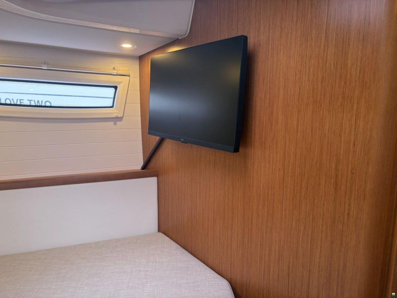 Bavaria 42 Vision