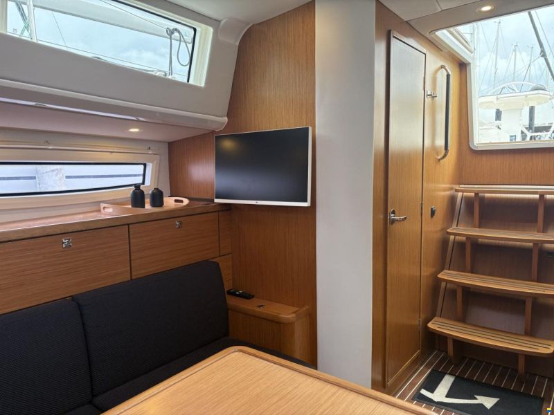 Bavaria 42 Vision