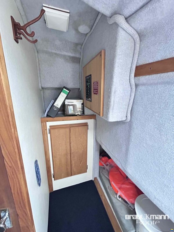 Regal Ambassador 255 XL