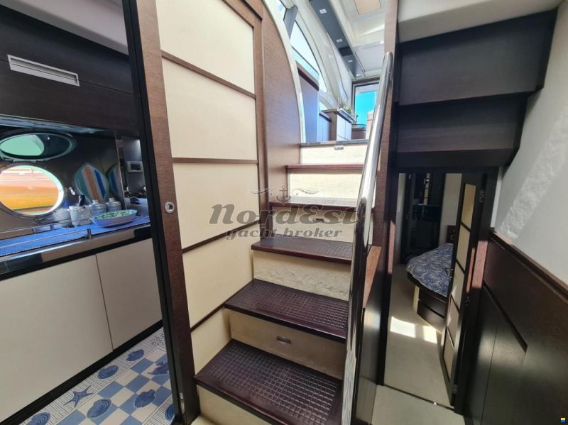 Azimut 62S