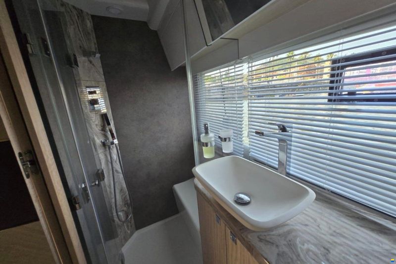 Galeon 440 Fly