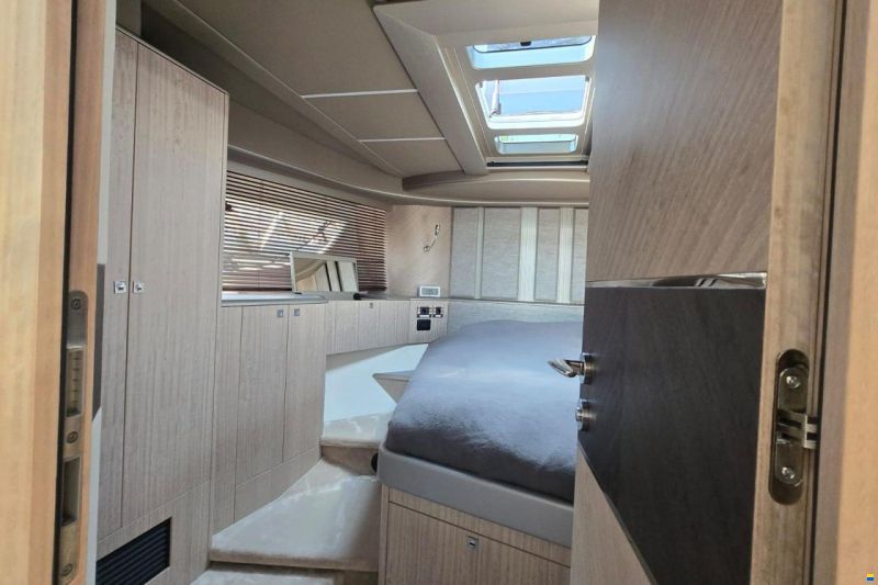 Galeon 440 Fly